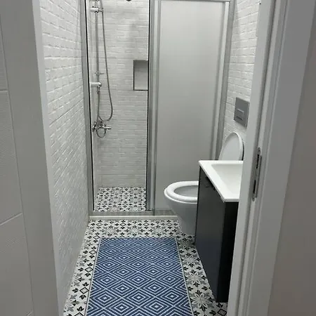 Ueskuedar - Venues - Sakin * Stambuł
